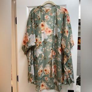 Emory Park 3x sheer floral over piece